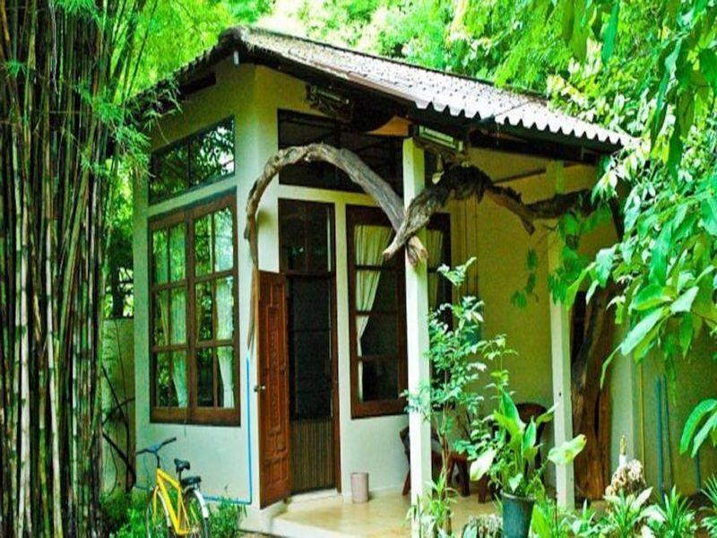 Momchailai Forest Retreat Kanchanaburi Ngoại thất bức ảnh