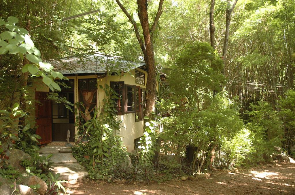 Momchailai Forest Retreat Kanchanaburi Ngoại thất bức ảnh